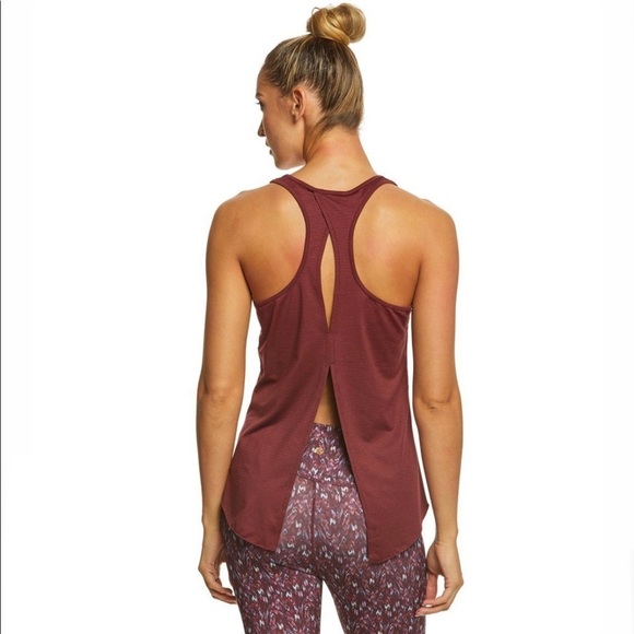 Manduka Breeze Open Tie Back Yoga Tank Top - Picture 2 of 8